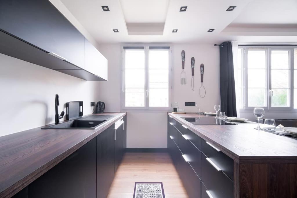 Le Black & White - 10 Min Orly, 3 Min Gare Juvisy Apartment Ати-Мон Екстериор снимка