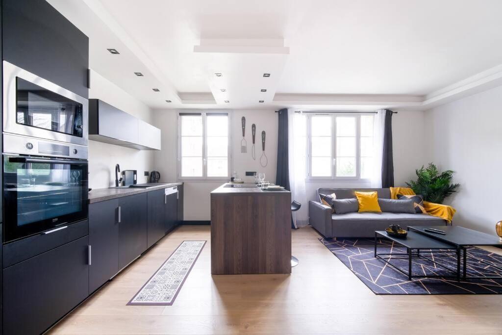Le Black & White - 10 Min Orly, 3 Min Gare Juvisy Apartment Ати-Мон Екстериор снимка